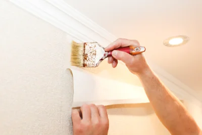Pose de papier peint à Diesen — revêtements muraux et toiles de verre